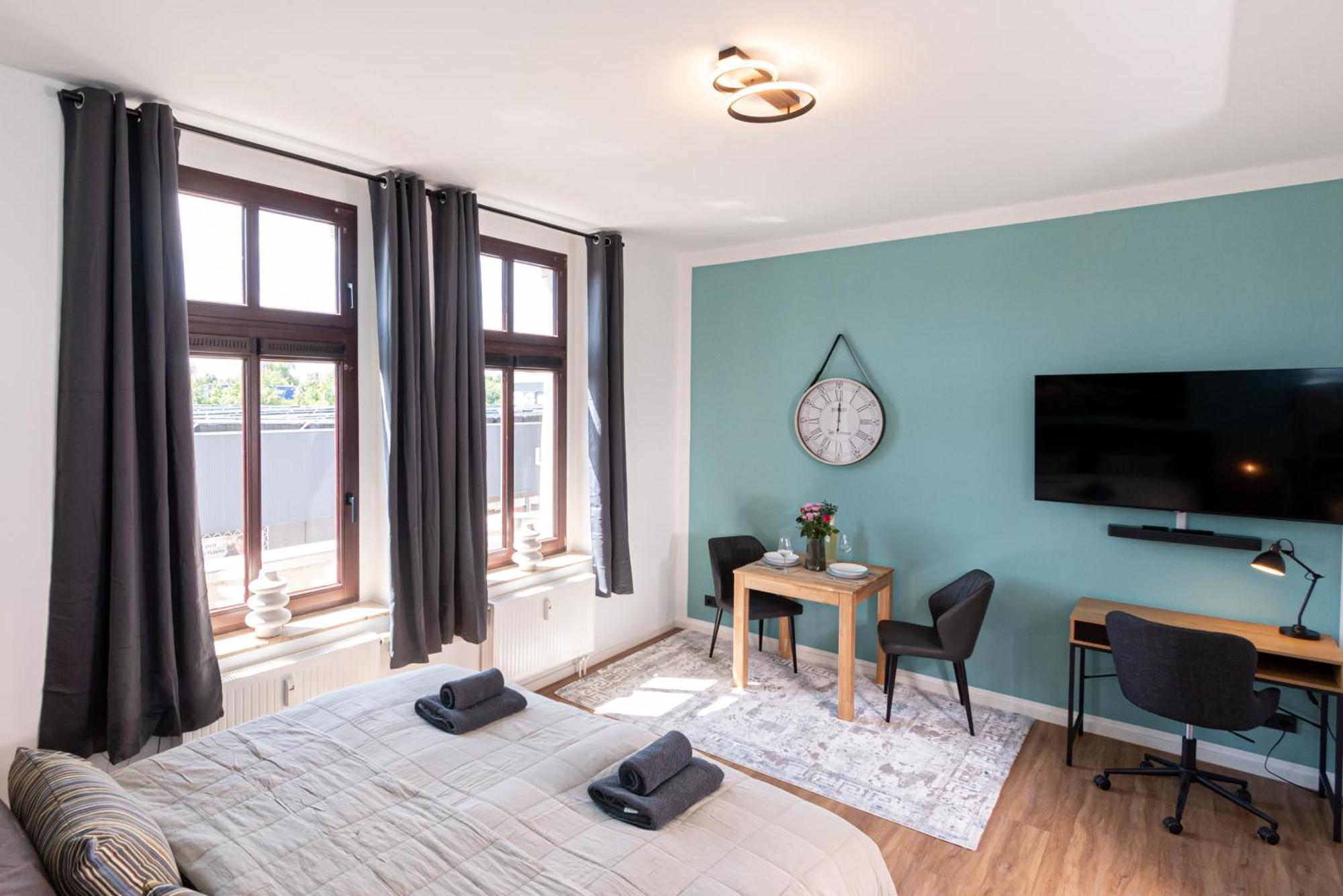 Sweethome - Zentral - Kueche & Parkplatz, Wifi Halle  Екстер'єр фото